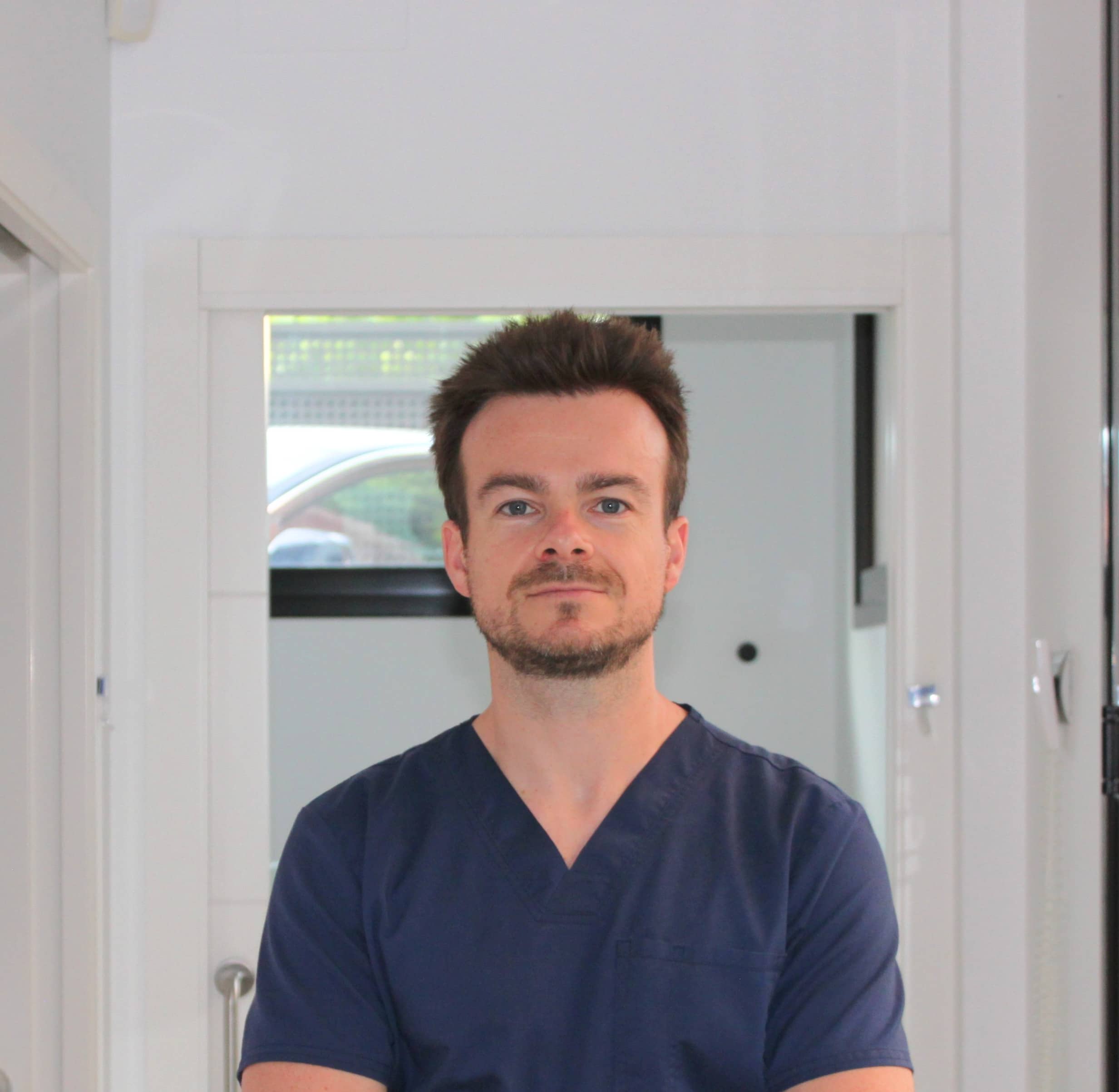 Dr. Romain Barré